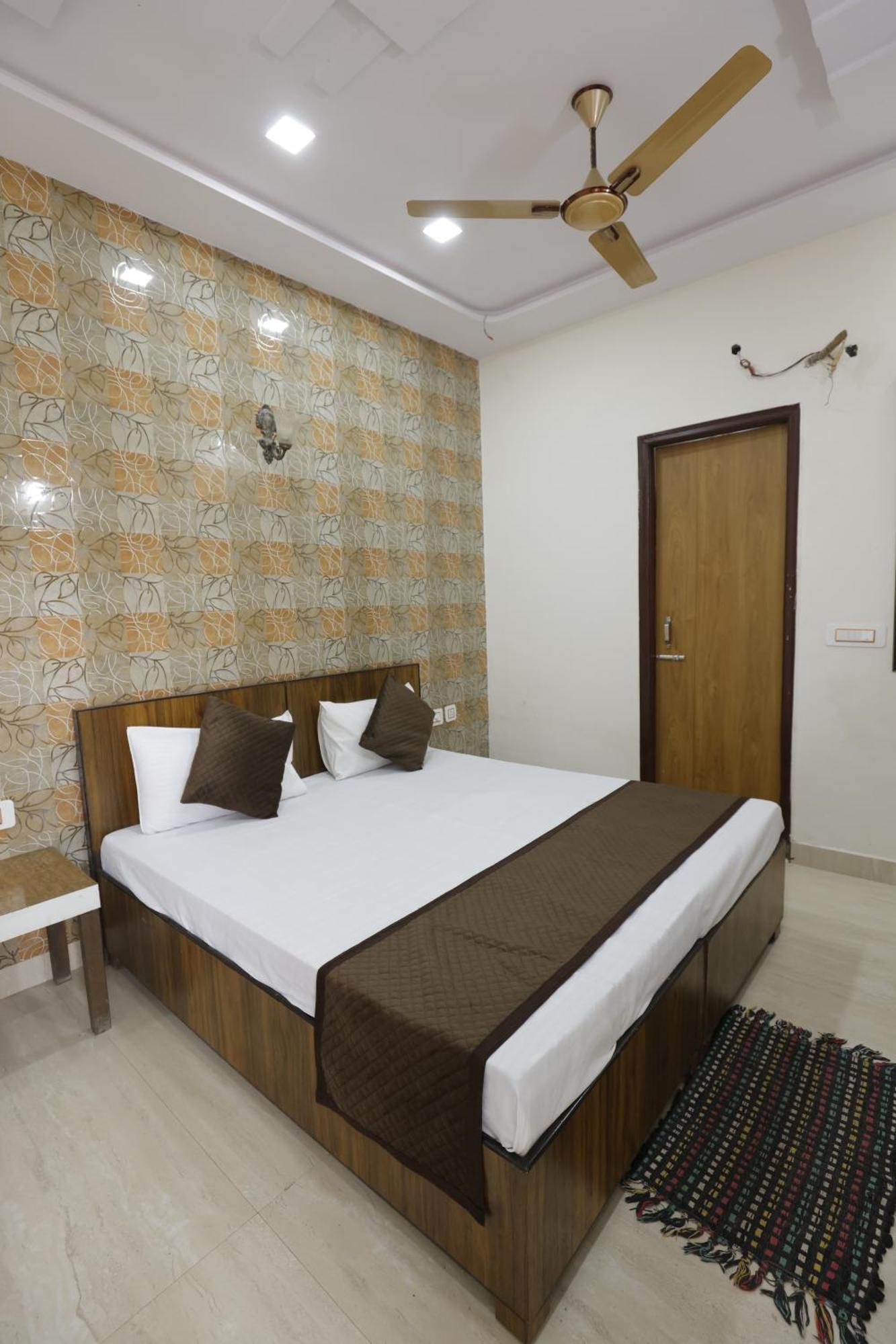 Basil Inn Home Stay Walking Distance From Taj Mahal Agra Agra  Exteriér fotografie